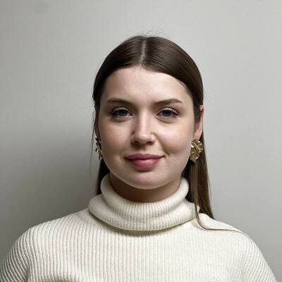 Фото працівника Теслик Юлія Романівна